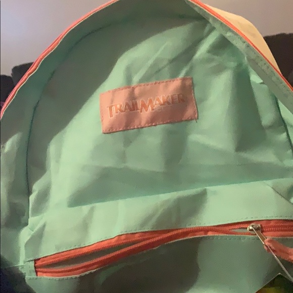 BACK-PACK - Picture 2 of 3